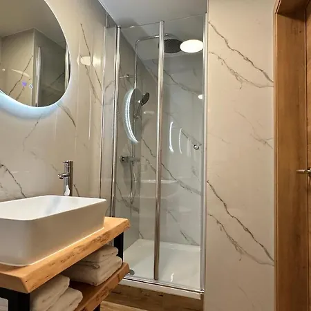 Ξενοδοχείο Alpen *