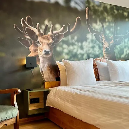 Hotel Alpen *