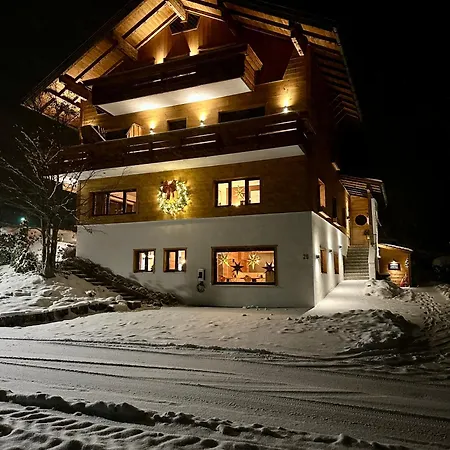 Alpen Hotel *
